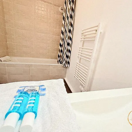 Апартаменты T3 Moderne- Climatise Avec Parking & Terrasse A 5 Min De Montpellier Сен-Жан-де-Веда
