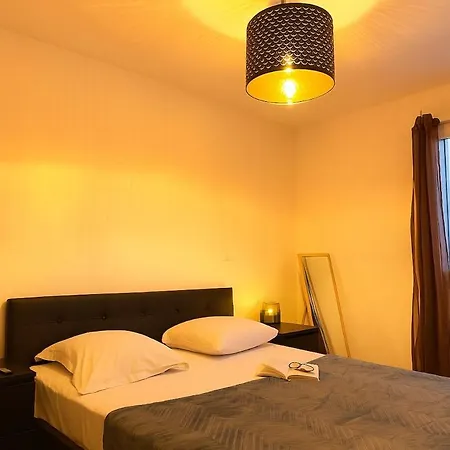 Apartament T3 Moderne- Climatise Avec Parking & Terrasse A 5 Min De Montpellier Saint-Jean-de-Védas
